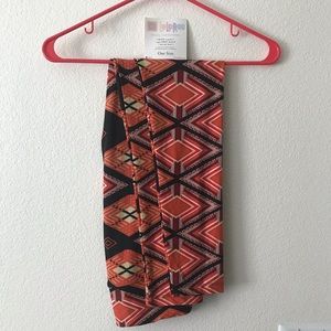 LAST CHANCE BEFORE DONATING - Lularoe OS Leggings Navy & Orange Geometric NWT
